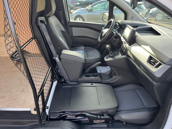 RENAULT Kangoo Kangoo Sésame-007.jpg